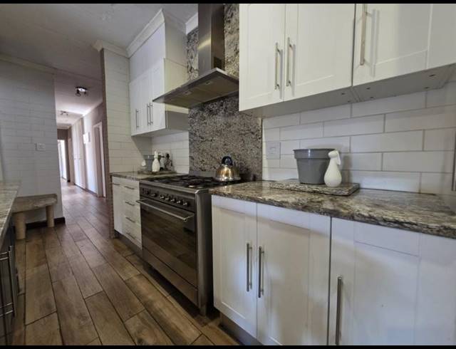 4 BEDROOM HOUSE FOR SALE IN RANDHART